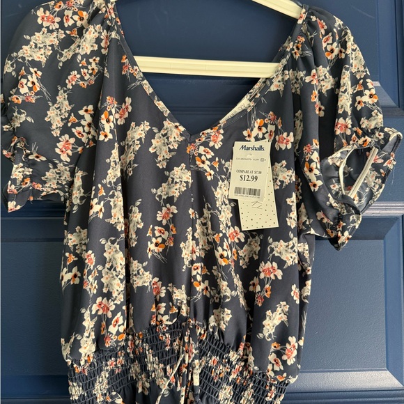 Sienna Sky Navy Floral V-Neck Smocked-Waist Blouse - Picture 2 of 3